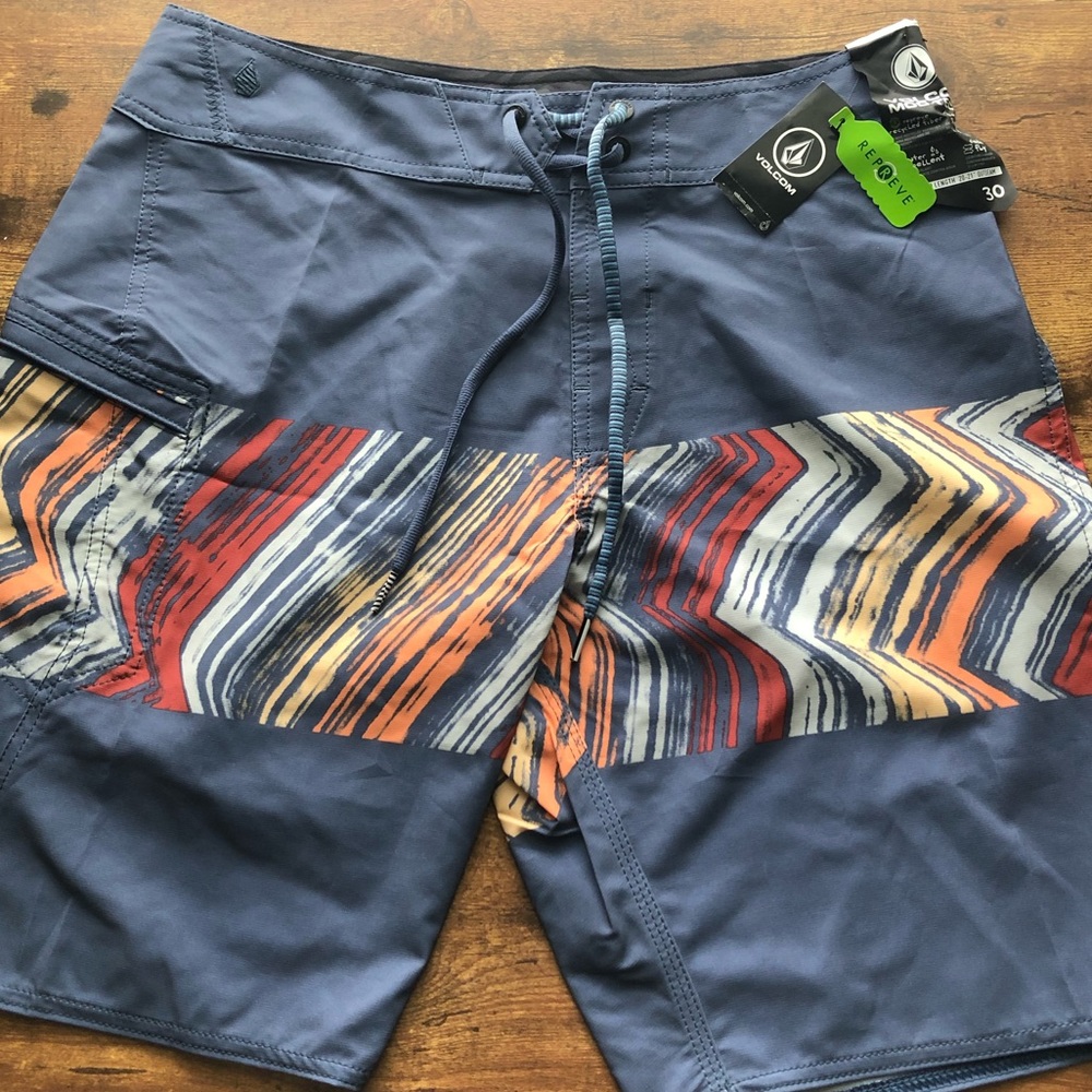 Men’s Volcom ModTech swim trunks